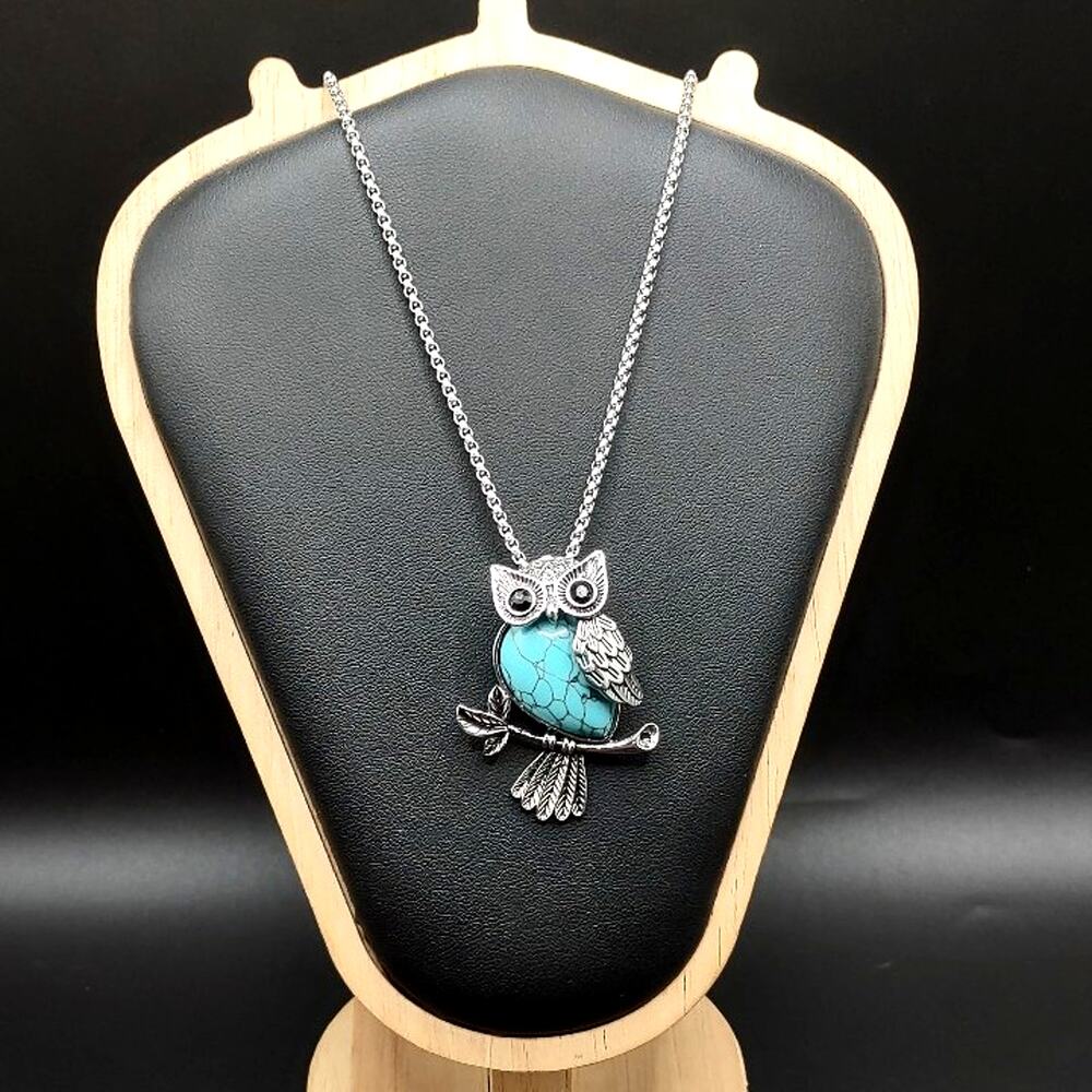 Silver & Blue Turquoise Owl Owl Necklace Bird Jewelry Women's Boho Vtg Fashion